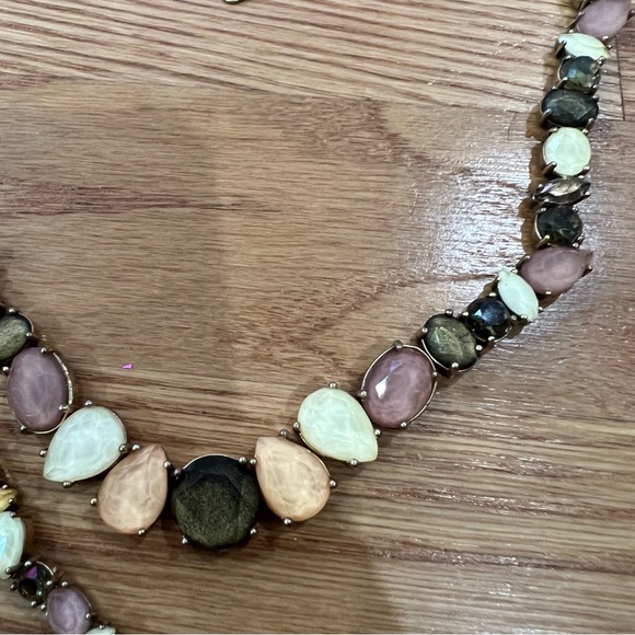 ANN Taylor Necklace and Bracelet Set - Picture 4 of 5